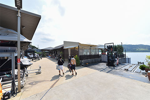 ショップ外観